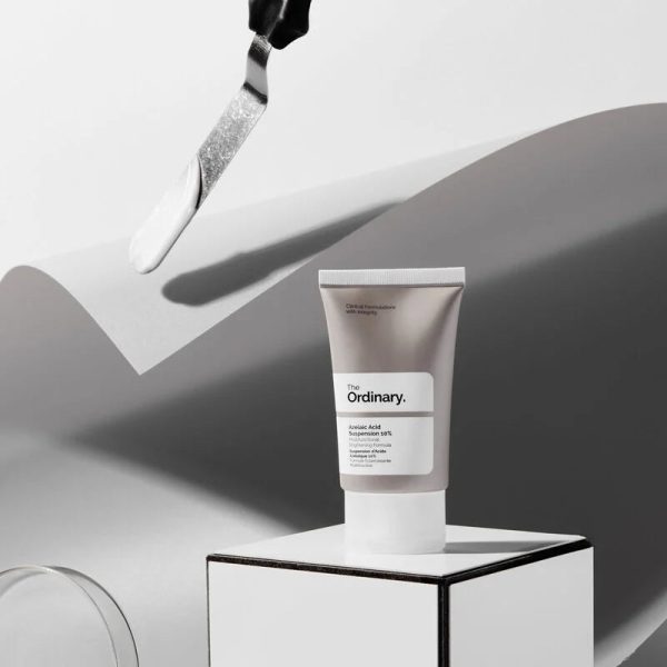 mas-rdn-azelaic-acid-suspension-10pct-lifestyle